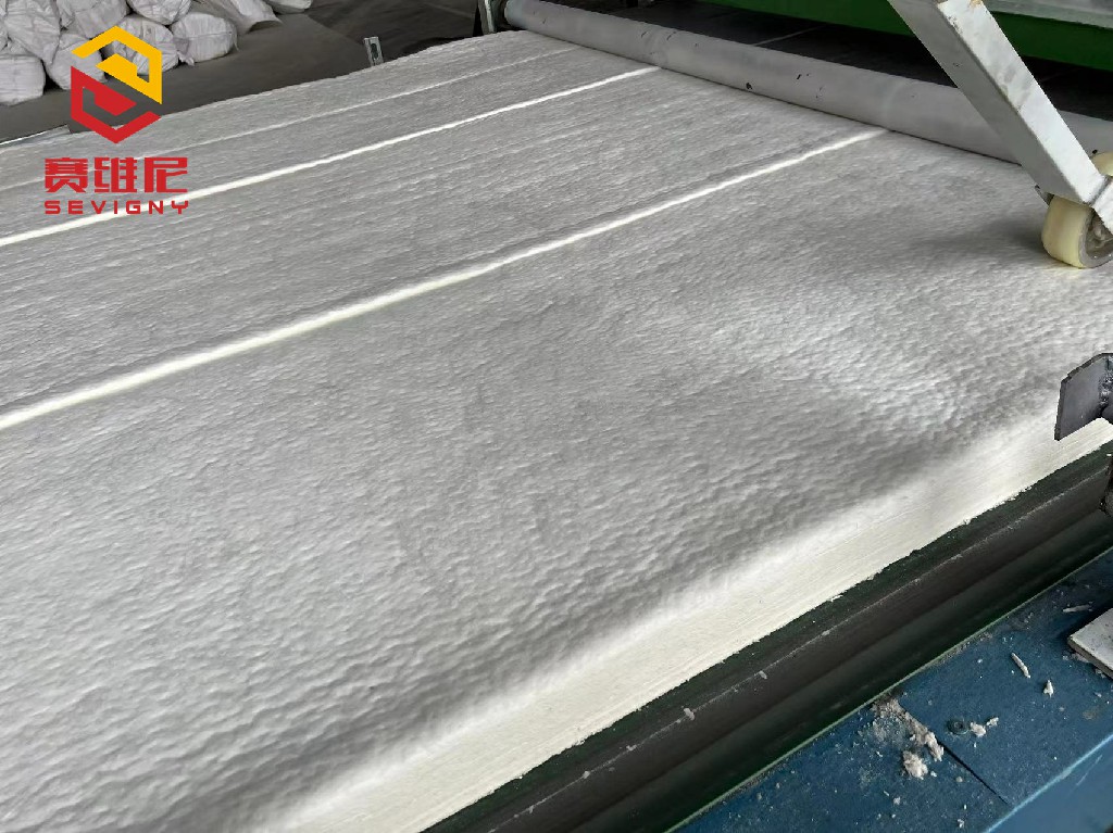 赛维尼-硅酸铝针刺毯